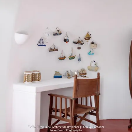Rodies Traditional House 펜션 *
